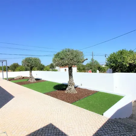 Ferienhaus Holiday Figueiral *
